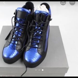 Authentic Men’s Giuseppe.